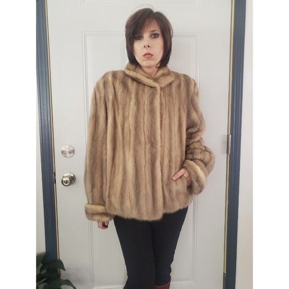 40s(?) Mink Fur Waist Coat - Picture 2 of 6